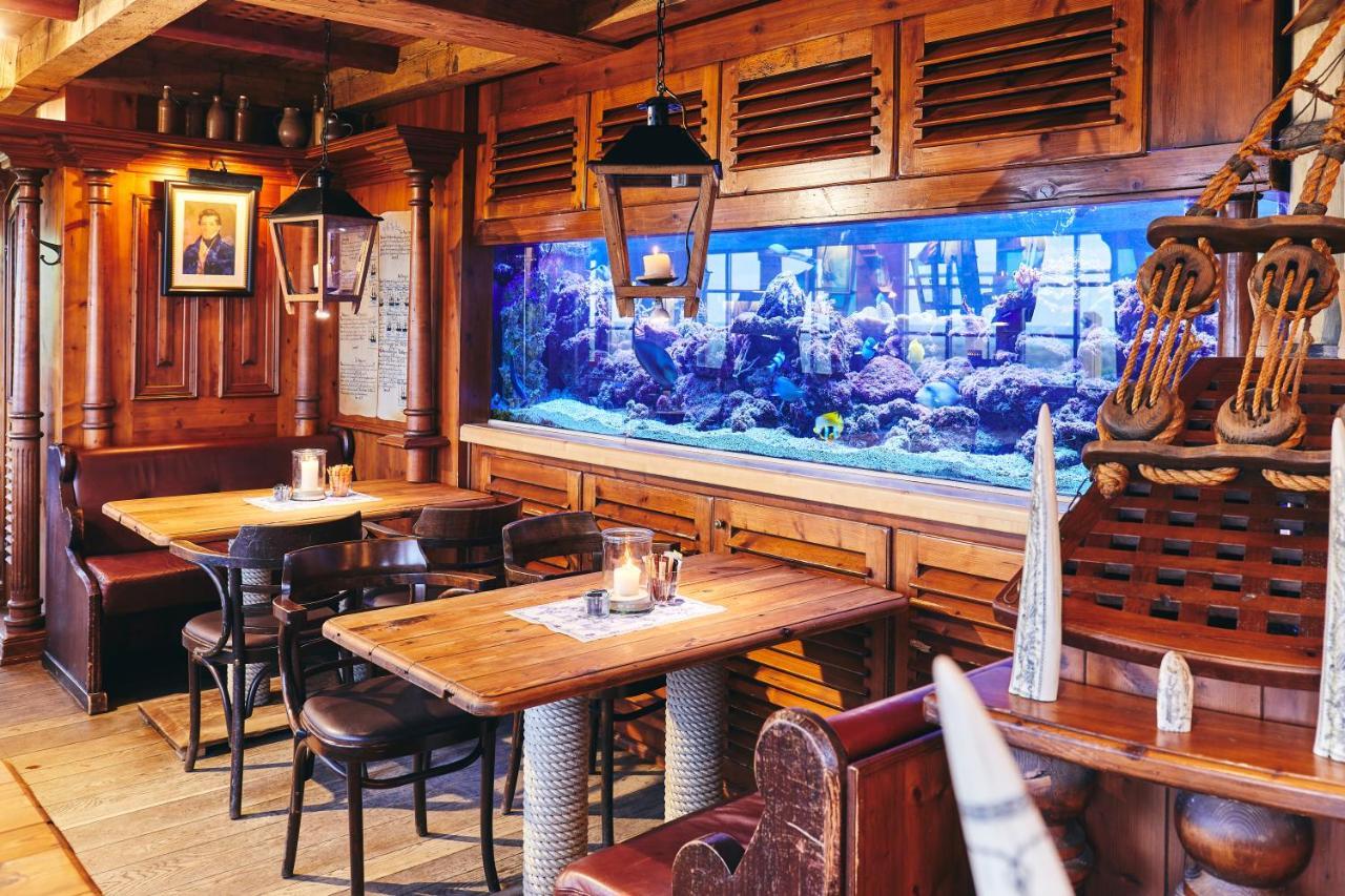 Moby Dick Hotel & Ferienwohnungen Wustrow  Εξωτερικό φωτογραφία