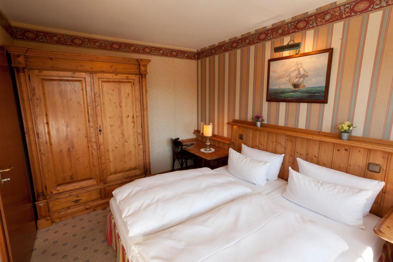 Moby Dick Hotel & Ferienwohnungen Wustrow  Εξωτερικό φωτογραφία