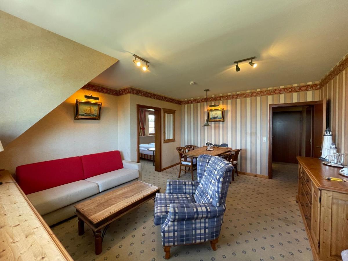 Moby Dick Hotel & Ferienwohnungen Wustrow  Εξωτερικό φωτογραφία