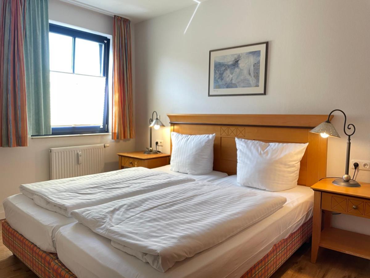 Moby Dick Hotel & Ferienwohnungen Wustrow  Εξωτερικό φωτογραφία