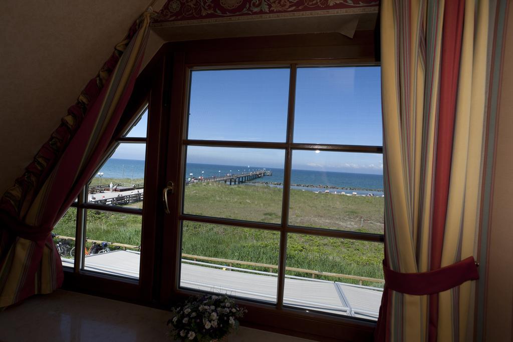 Moby Dick Hotel & Ferienwohnungen Wustrow  Εξωτερικό φωτογραφία